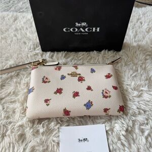 New Coach Floral leather Wristlet
